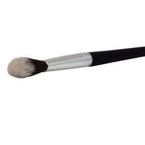 Beau Gachis Illuminator (Highlighting) Brush